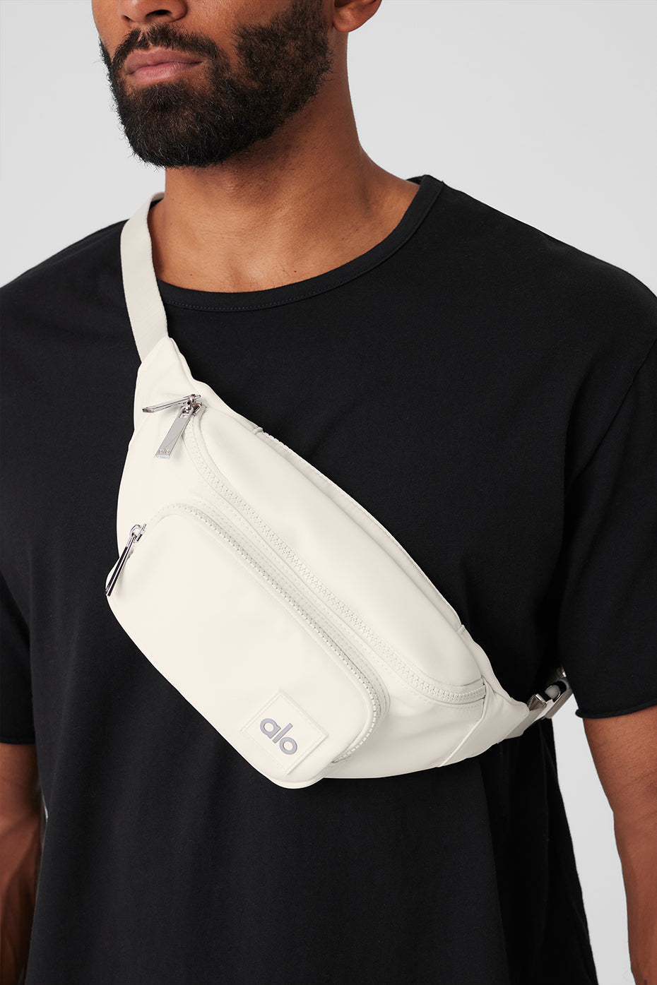 Side angle showing adjustable waist strap on the Explorer Fanny Pack