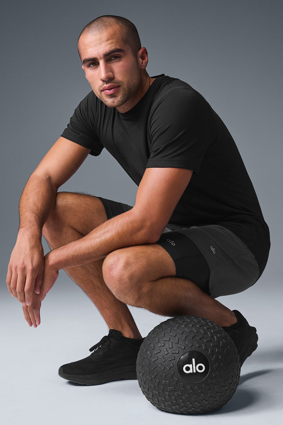 Front view of essential black crewneck t-shirt suitable for activewear.