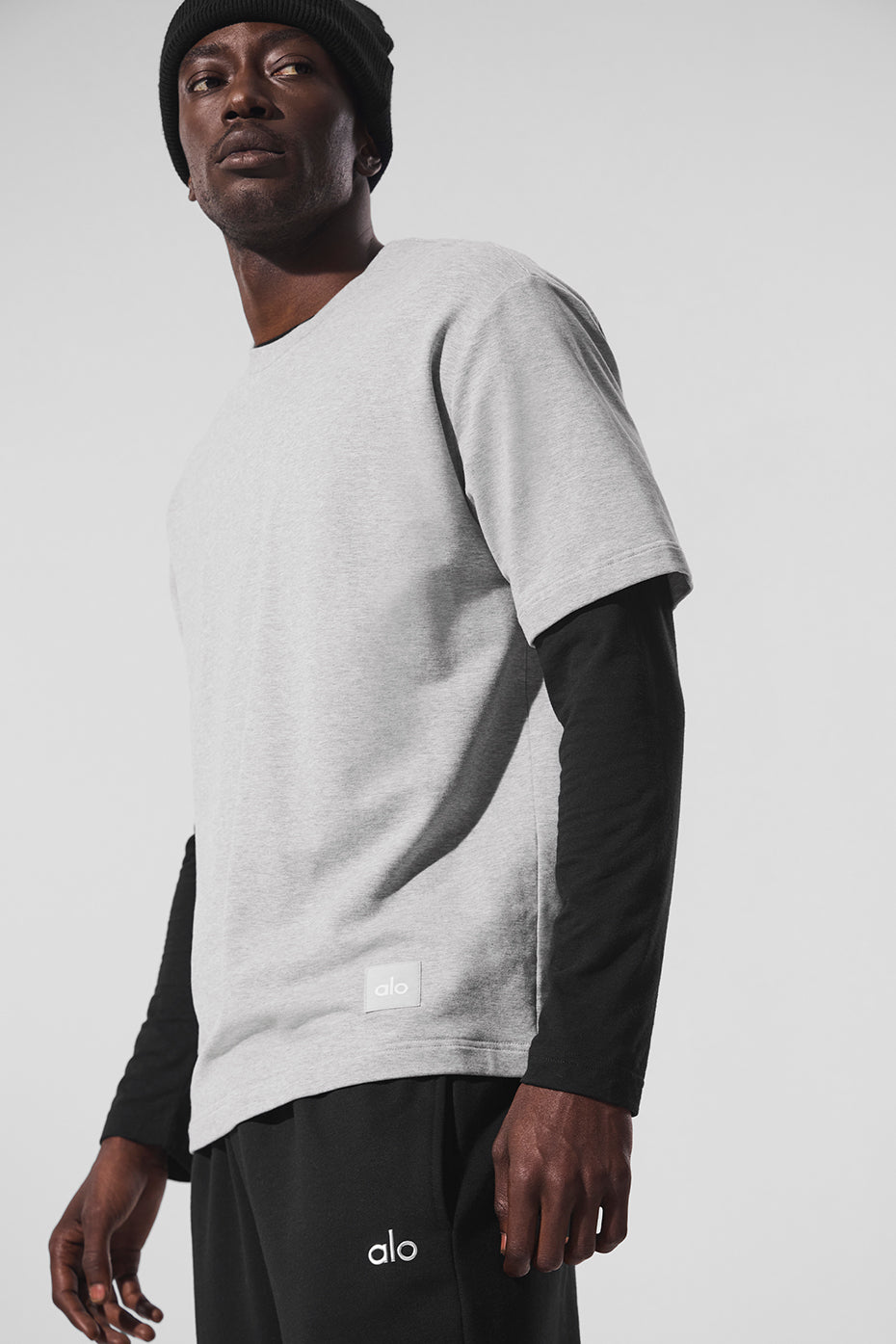 Casual outfit featuring the oversized tee with baggy cargos.