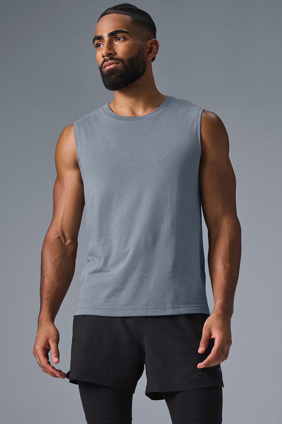 Front view of the Triumph Performance Muscle Tank in Steel Grey, perfect for gym sessions.