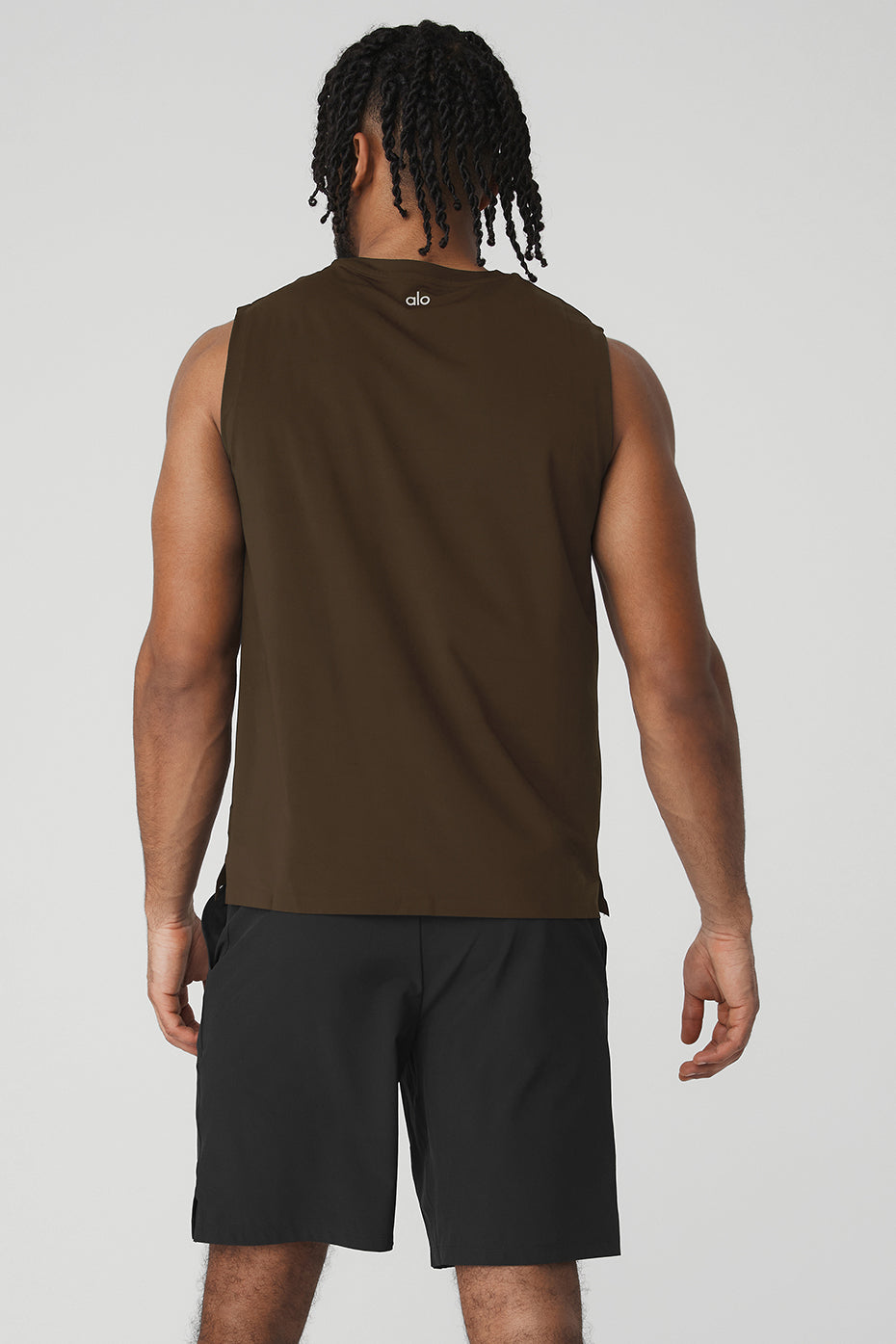 Side view of the Idol Performance Tank, highlighting its seamless fit and comfort.