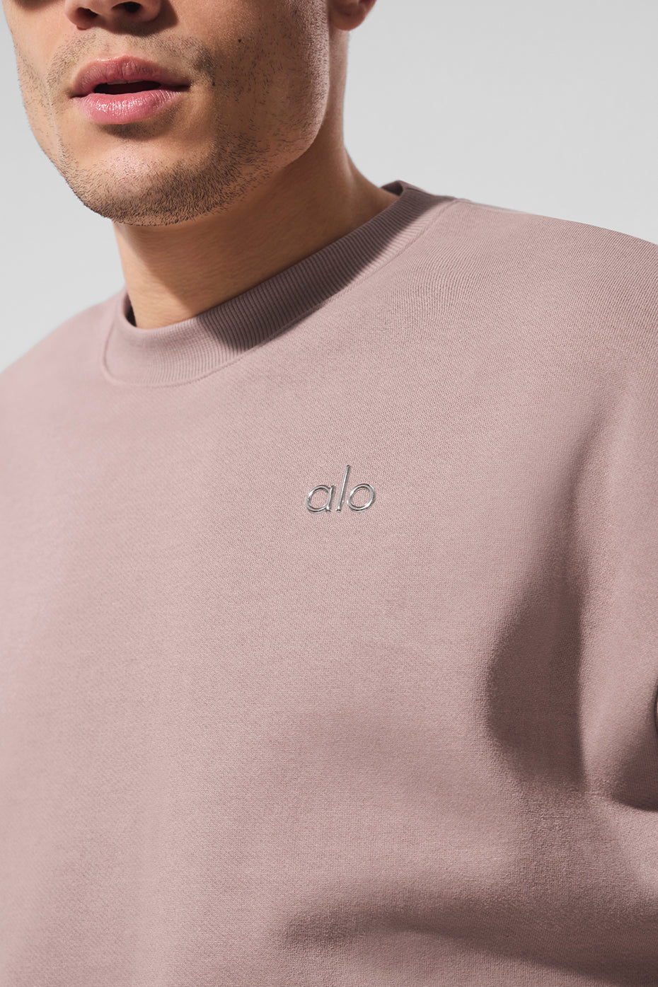 Model wearing the Accolade pullover with casual streetwear style