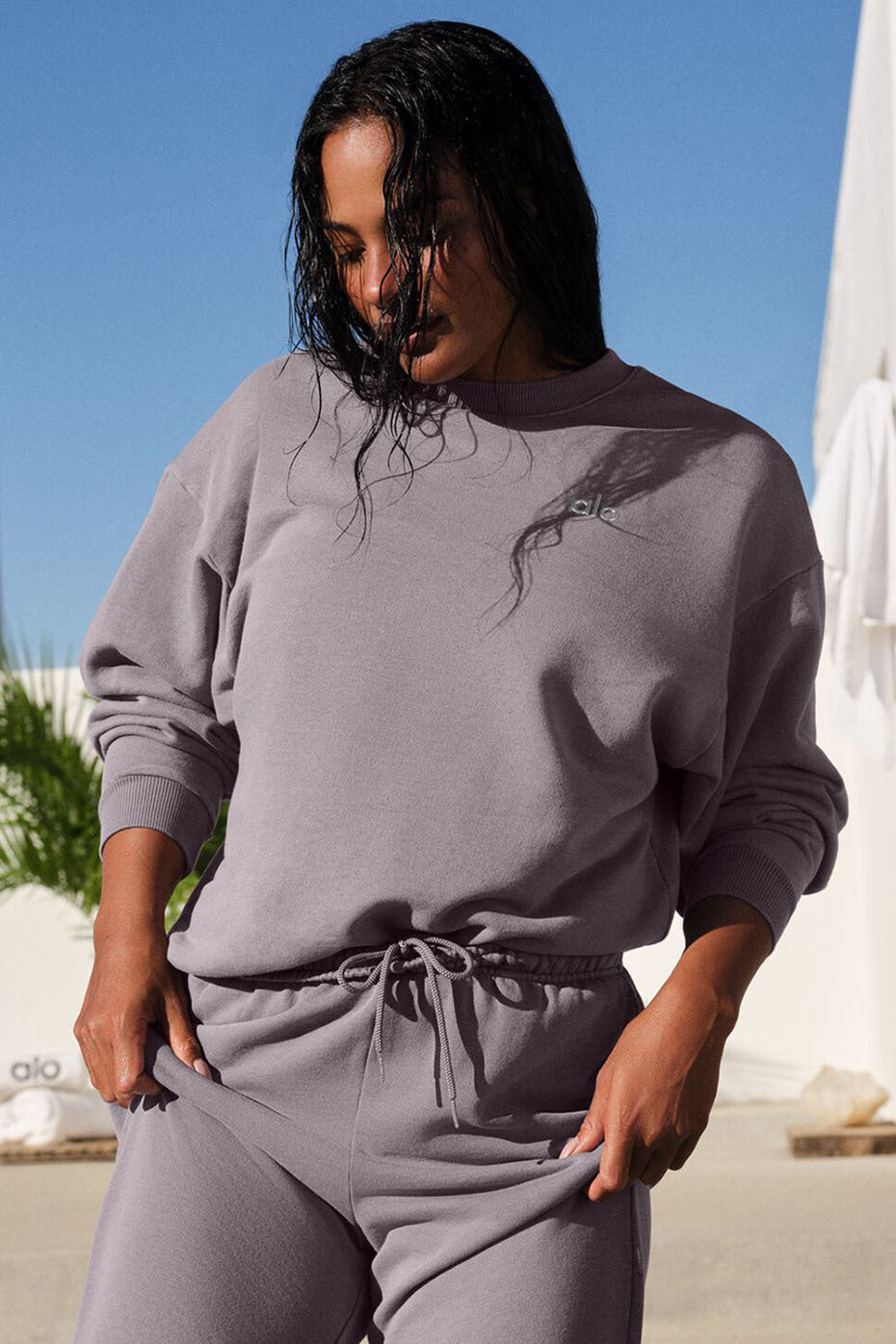 Front view of the Accolade washed crew neck pullover in cool grey.
