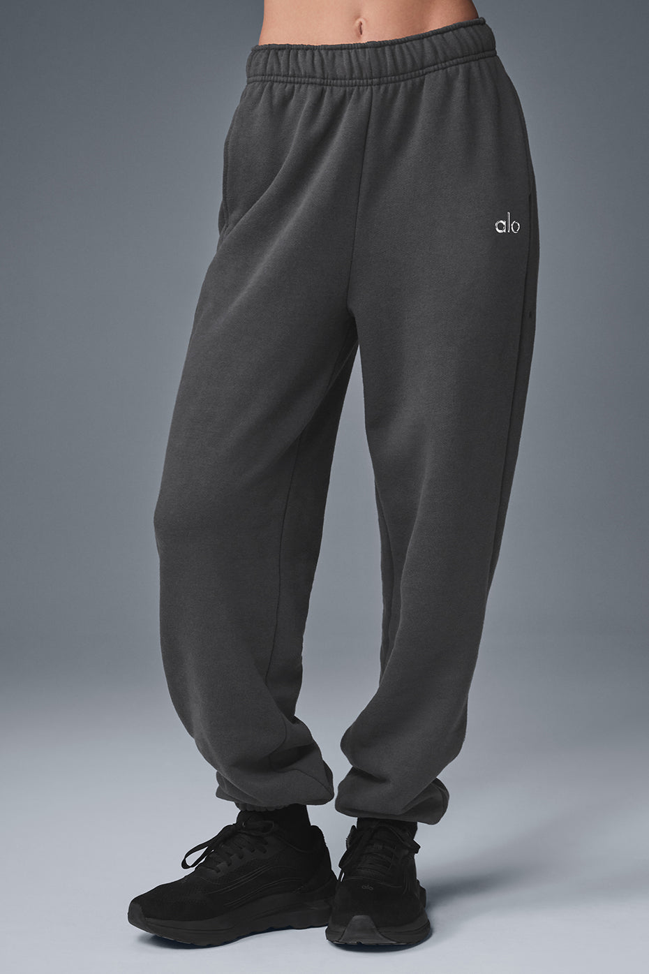 Front view of Accolade unisex sweatpants in anthracite, showcasing the relaxed fit.