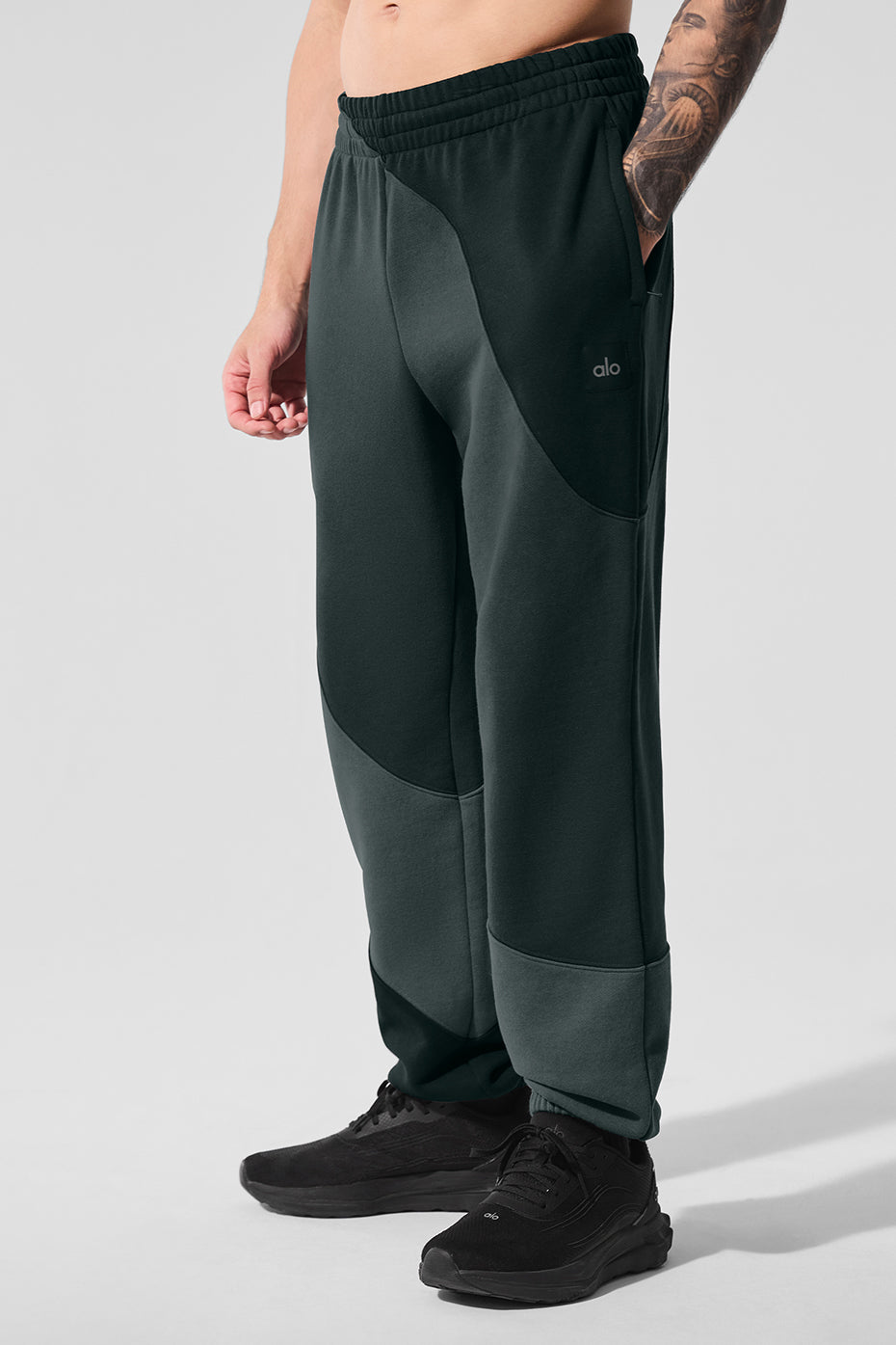 Wide leg sweatpants worn with hoodie on a brisk Chicago morning