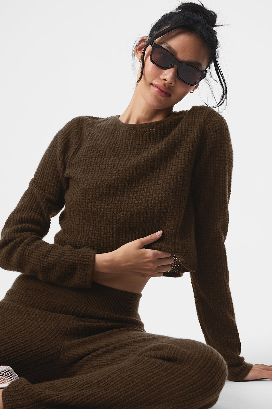 Front view of espresso waffle-knit cashmere sweater women wear for cozy mornings