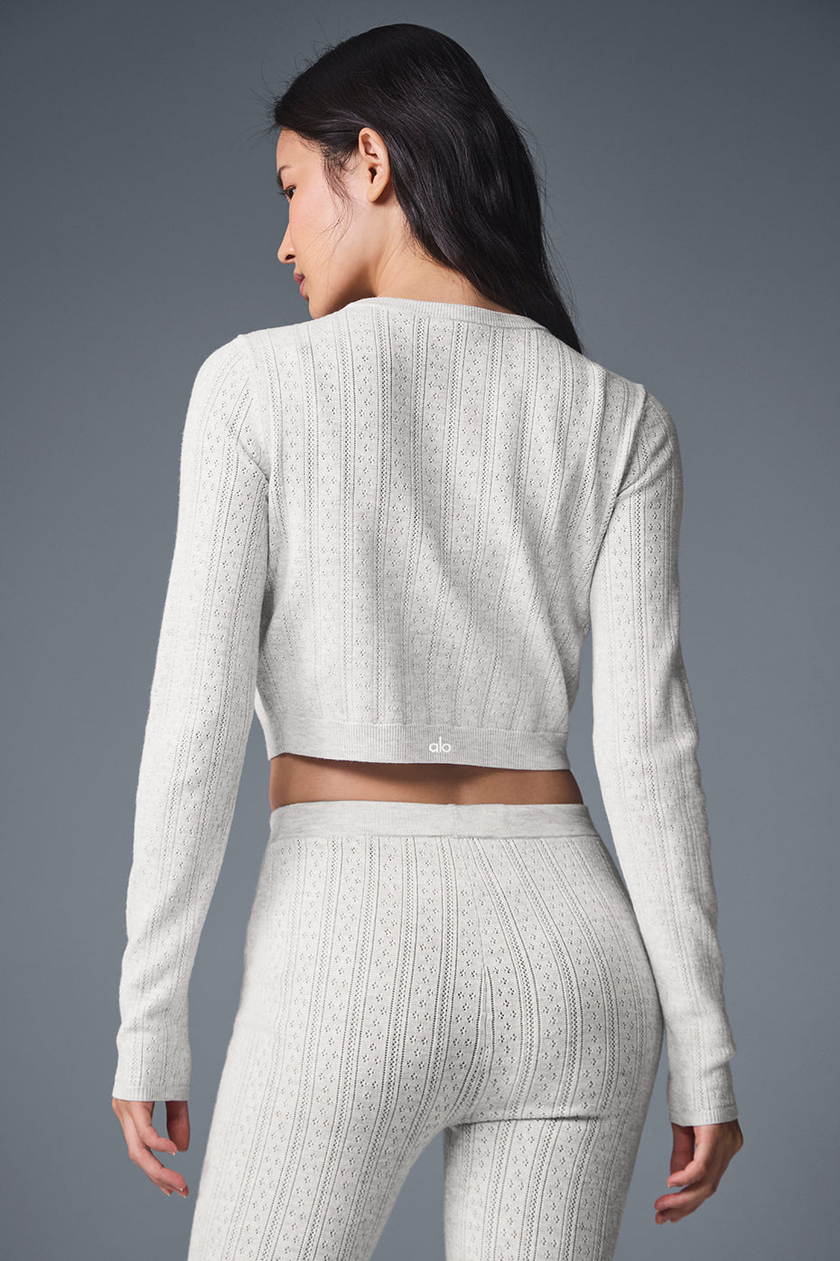 Casual look featuring a grey cardigan women can wear daily.