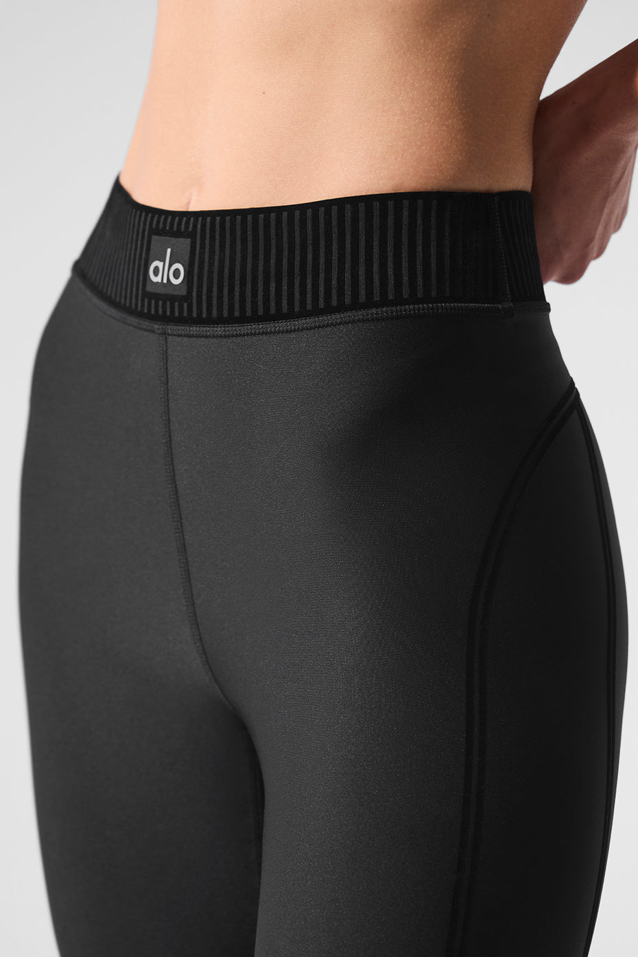 Close-up of the leggings’ texture and pocket detail