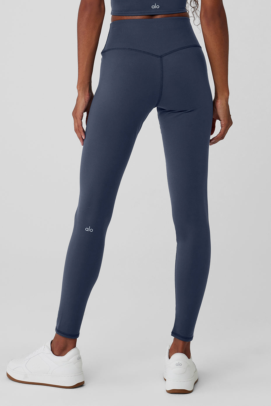 Front view of Nocturne high-waisted winter leggings in navy.