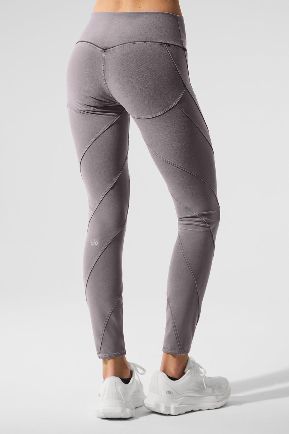 Front view of Alosoft high-waist leggings in cool grey, ideal for yoga.