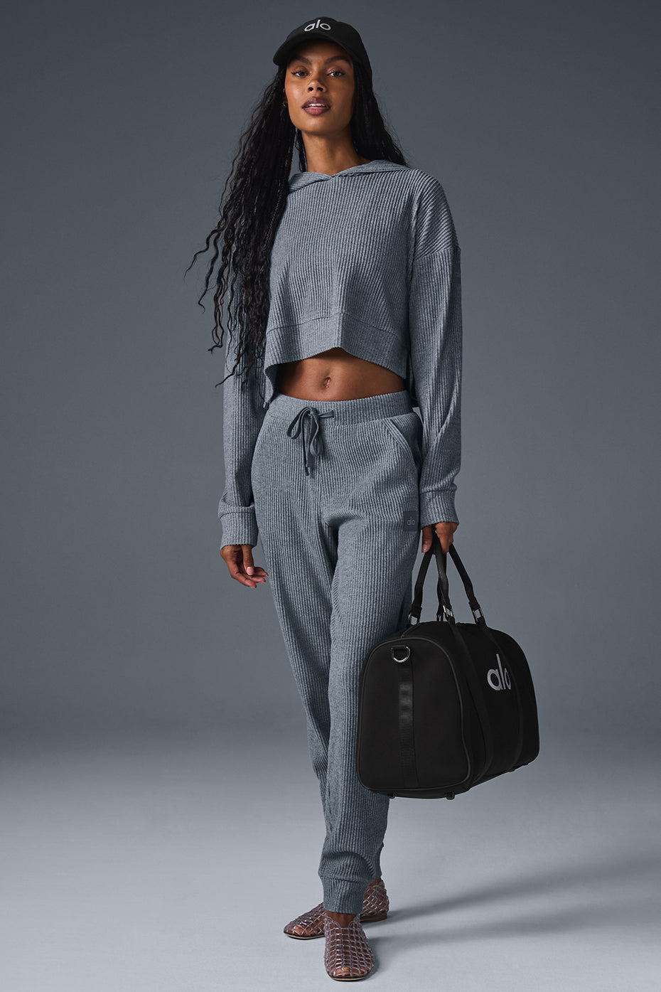 Wide leg sweatpants in grey heather with high-rise waistband and ankle cuffs