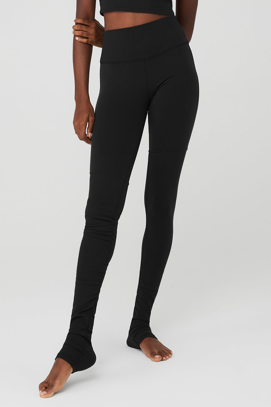High-waist leggings showing sculpting fabric and flattering fit