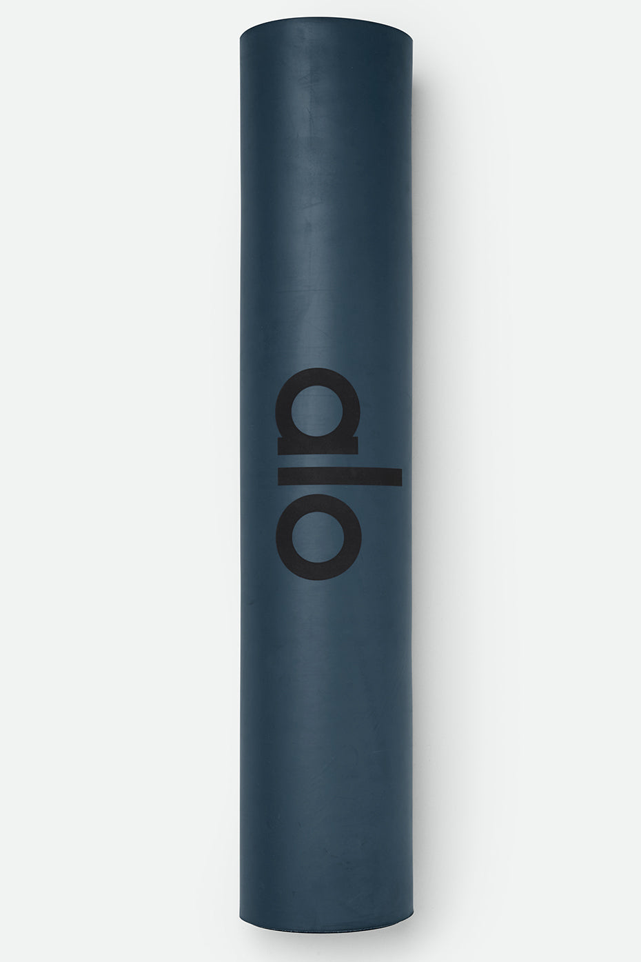 Close-up of the luxe matte finish of the Eclipse yoga mat.